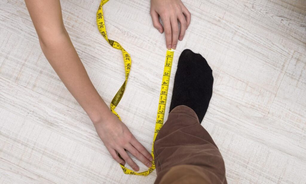 Akých chýb sa treba vyvarovať pri meraní chodidla?