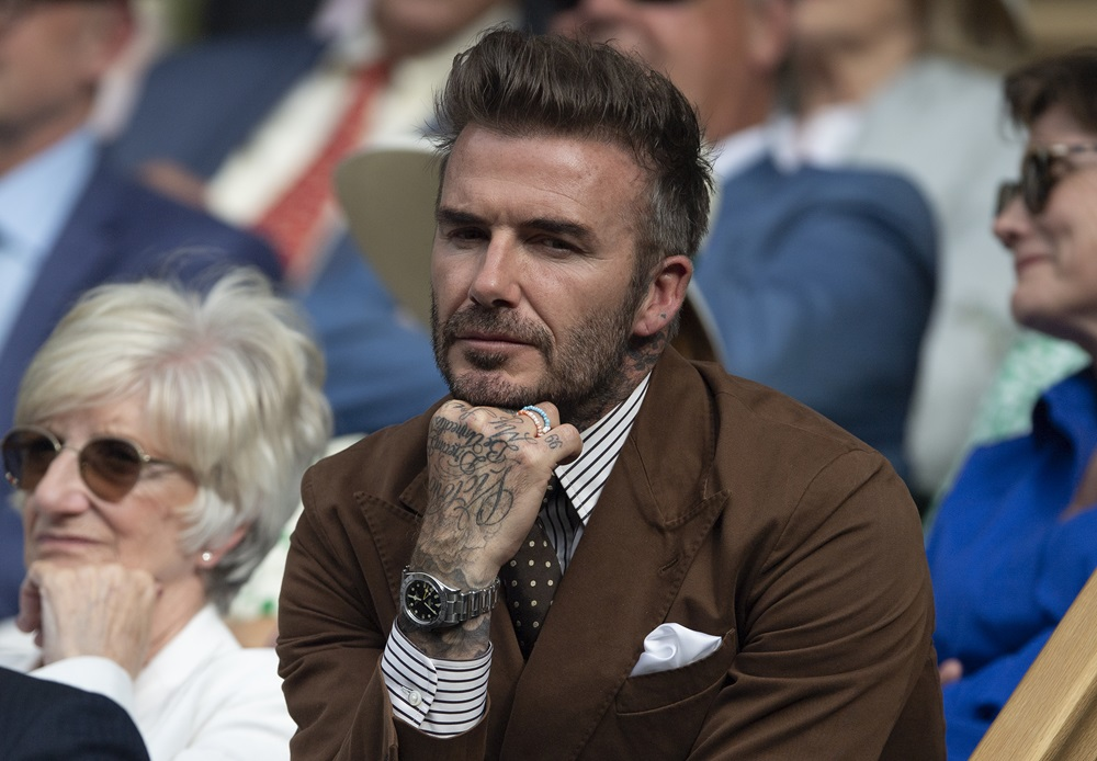 David Beckham s hodinkami na zapasti